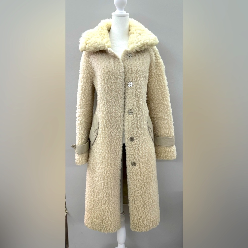 Women coat. Beige